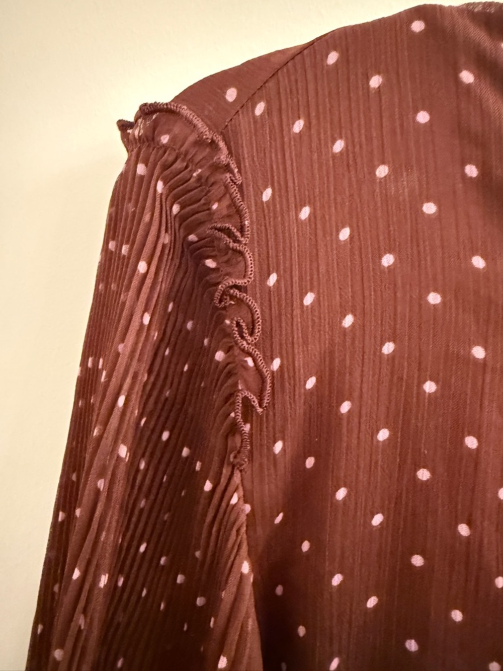 LC Lauren Conrad Brown Polka Dot Pleated Sleeve Blouse - Picture 4 of 5